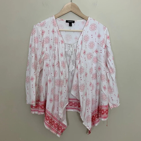 Torrid • Border Print Open Front Twill Jacket - Picture 3 of 8